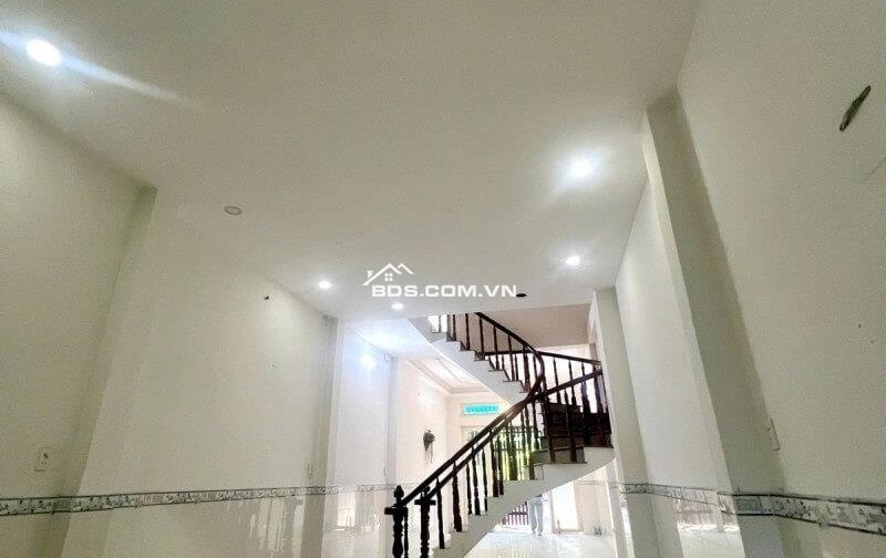 Chính Chủ bán gấp nhà mặt tiền Sơn Kỳ Tân Phú, DT 100m² SHR, giá chỉ 12.5 tỷ TL